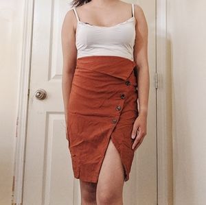 Forever 21 skirt w/ slit (S)